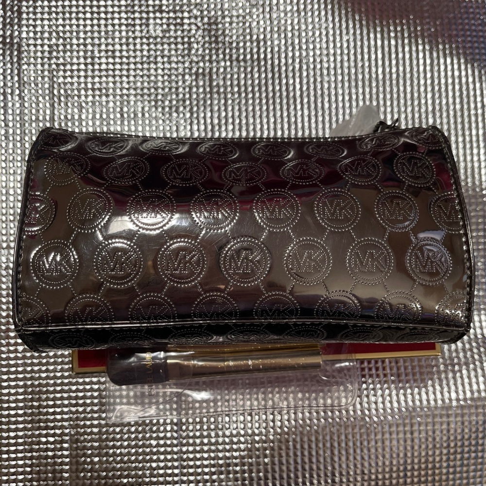 New in box Estee Lauder Michael Kors Cosmetic bag